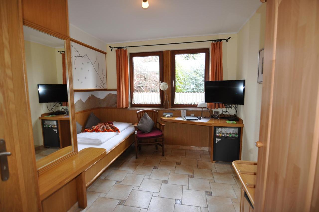 Hotel Blumenbach Berlino Esterno foto